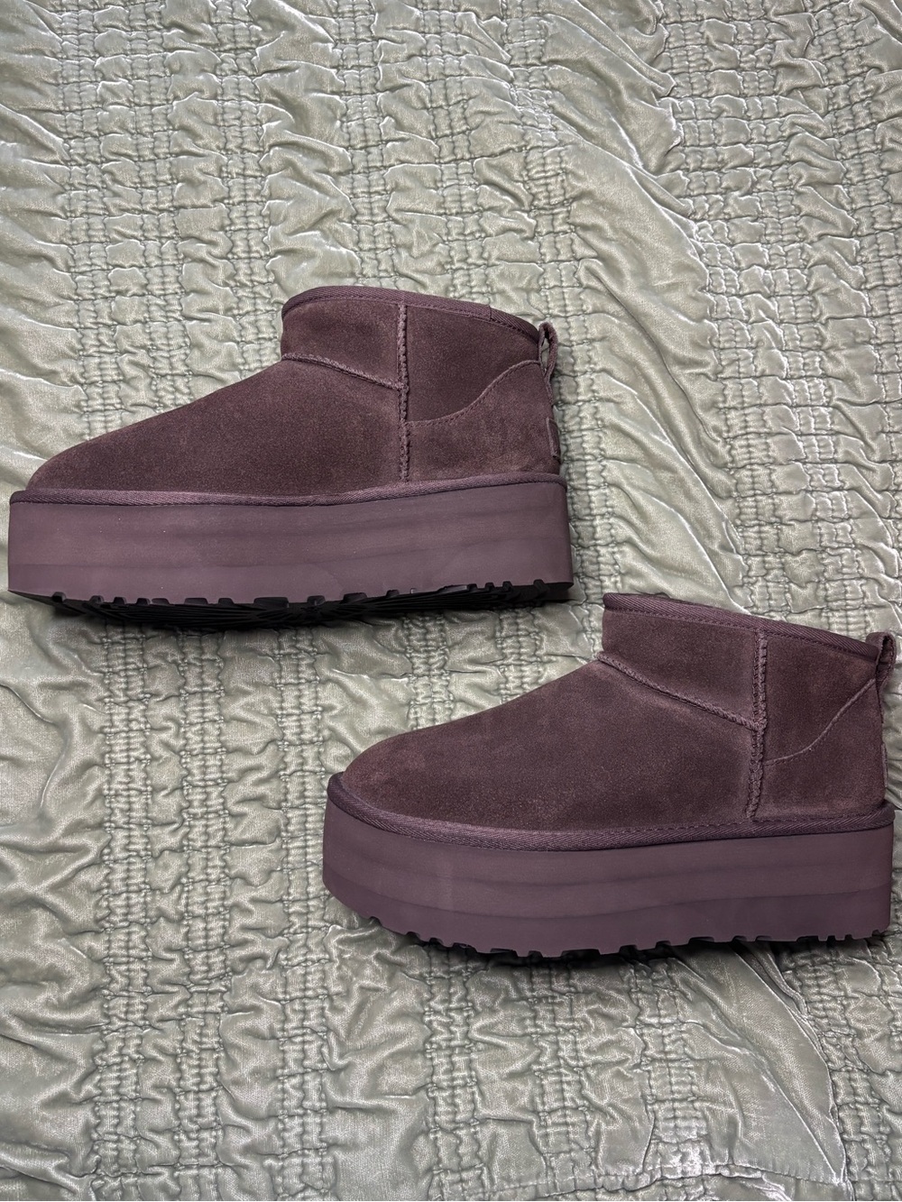 UGG Classic Ultra Mini Platform Boots
